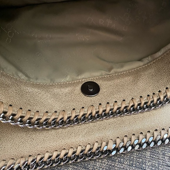 NEW Stella McCartney Falabella Tan Faux Leather Clutch!! - Picture 3 of 11